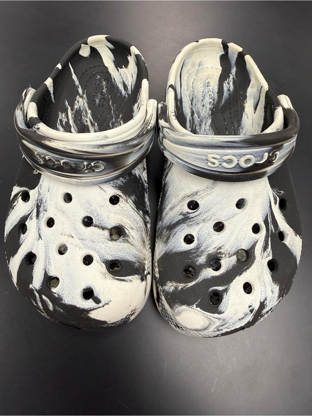 Crocs Kids Classic Marbled Clogs - Black & White 
Size 10 toddler